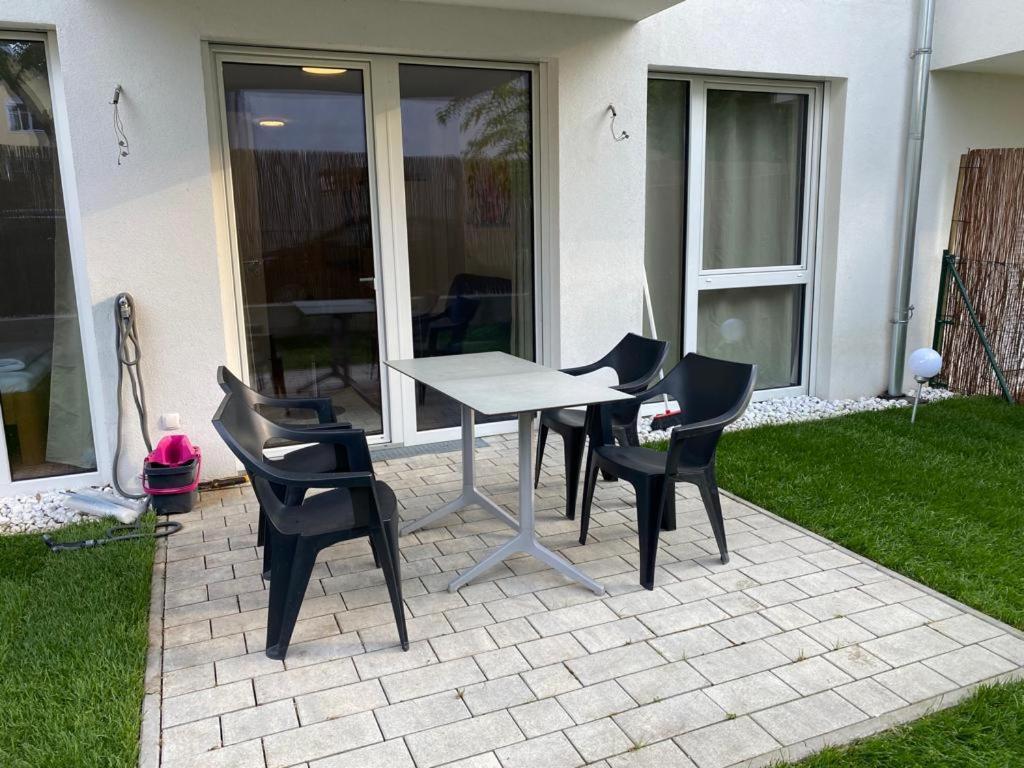 Modern Apartment With Garden Near City Center Вена Экстерьер фото